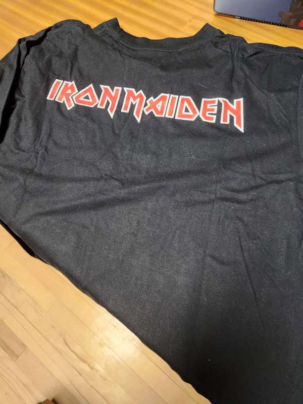 Iron Maiden T-Shirt - XL - Brand New (unwanted gift) - outstanding item